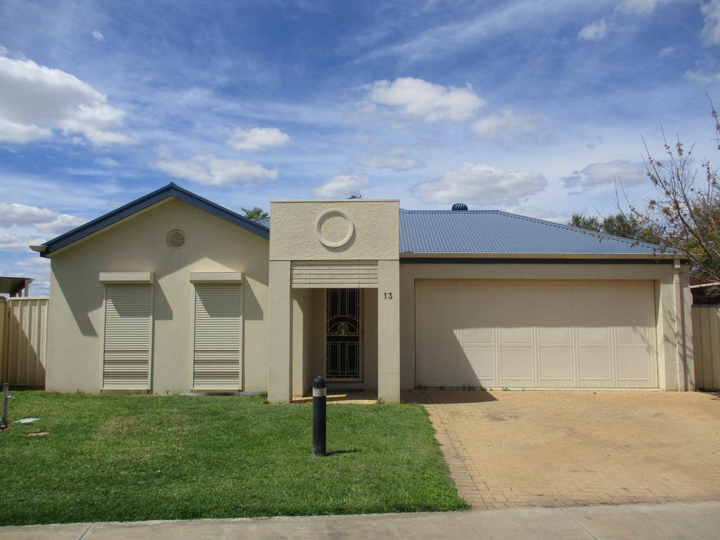 13 Belle Gardens Dr, Mildura, VIC 3500