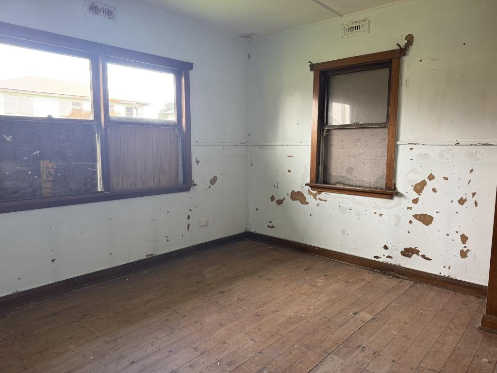 10 TI TREE DR, GRASSY, TAS 7256