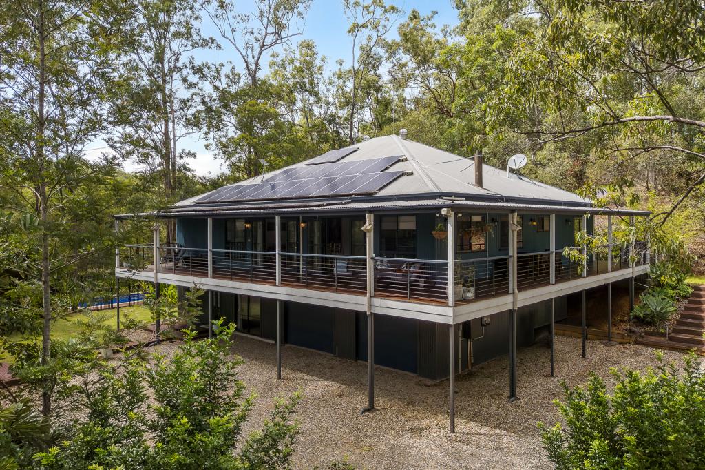 858 CLEAR MOUNTAIN RD, CASHMERE, QLD 4500