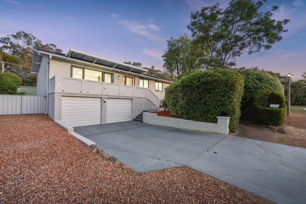 31 Mathieson Cres, Weetangera, ACT 2614