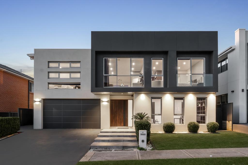 37 Frontiers Rd, Edmondson Park, NSW 2174
