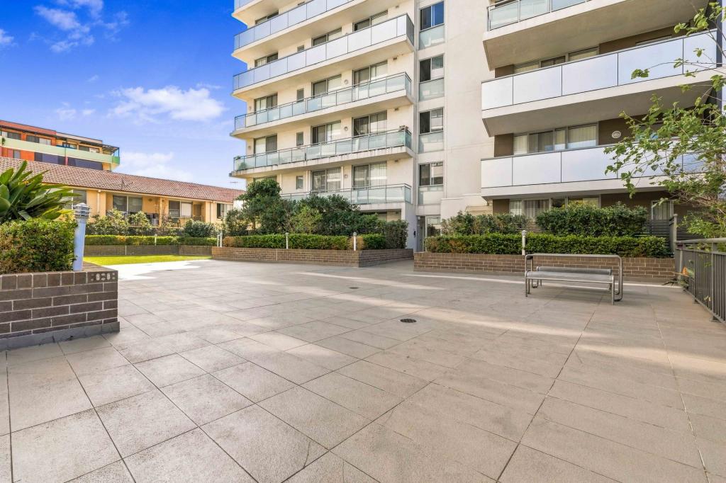 11/57 LACHLAN ST, WARWICK FARM, NSW 2170