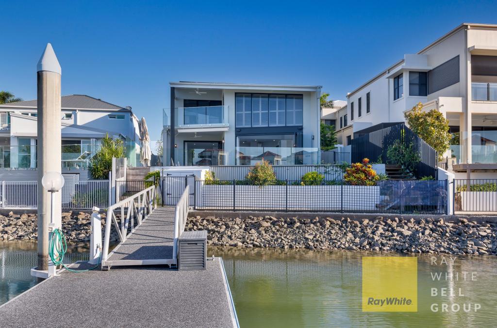 8075 Riverside Dr, Hope Island, QLD 4212