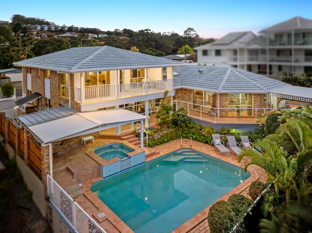 12 Trafalgar St, Highland Park, QLD 4211