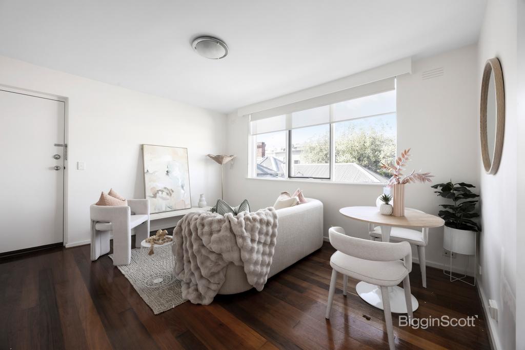 4/82 MADDEN GR, RICHMOND, VIC 3121