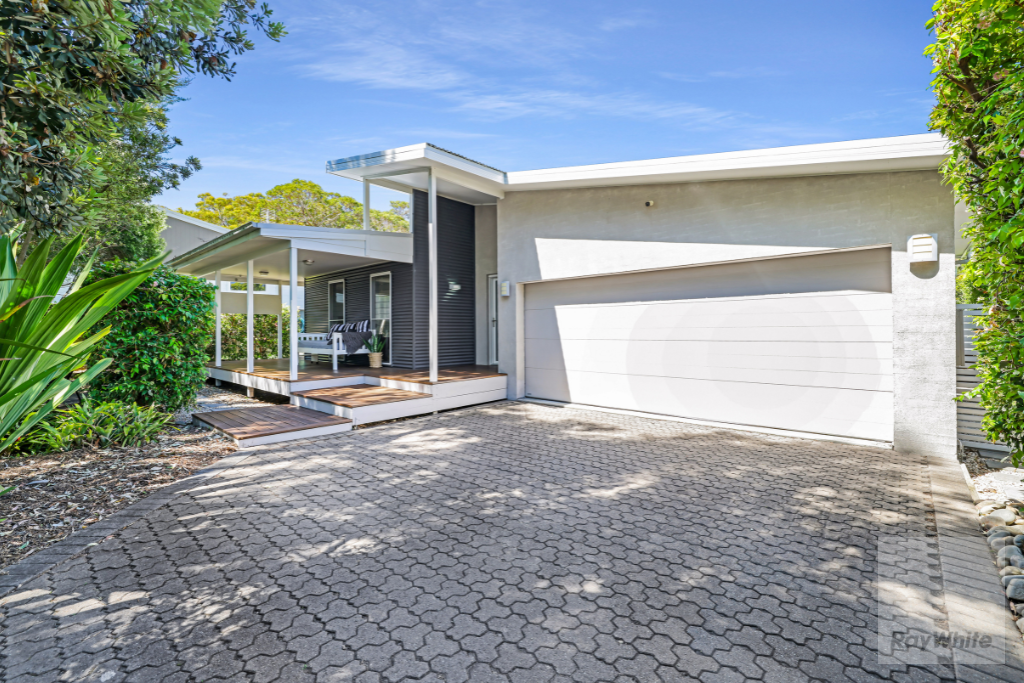 24 Sandlewood Cove, Callala Beach, NSW 2540