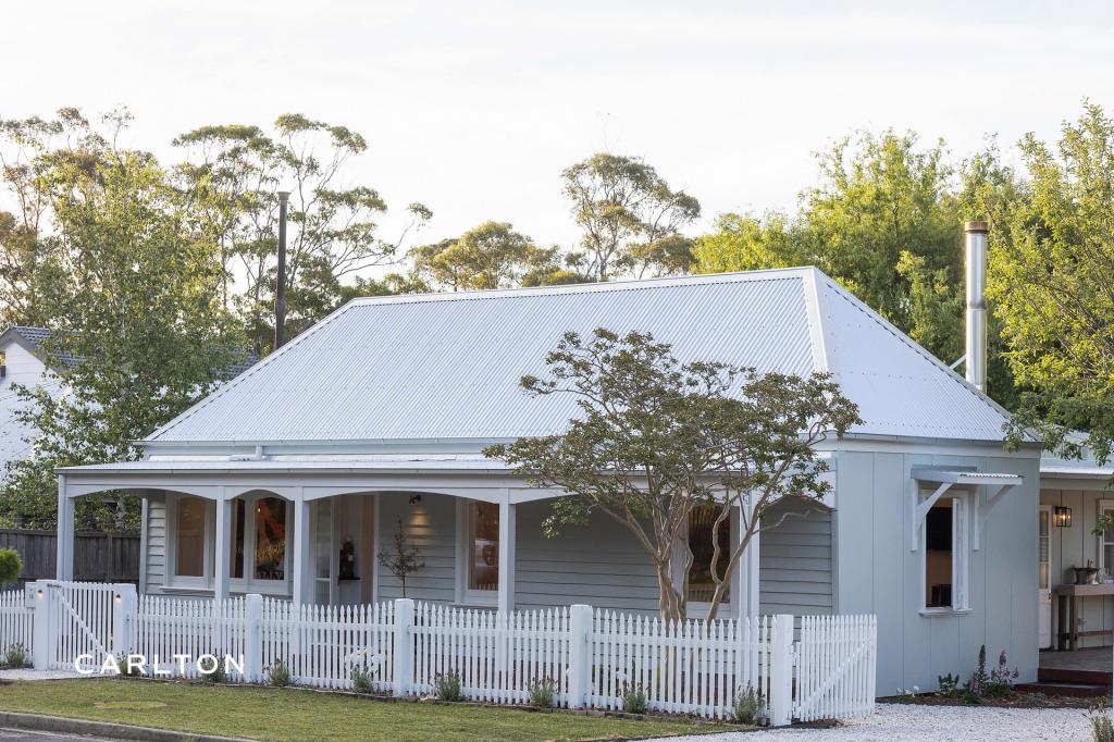 15 VERNON ST, MITTAGONG, NSW 2575