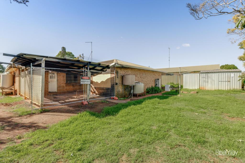 22 Banksia St, Newtown, QLD 4350