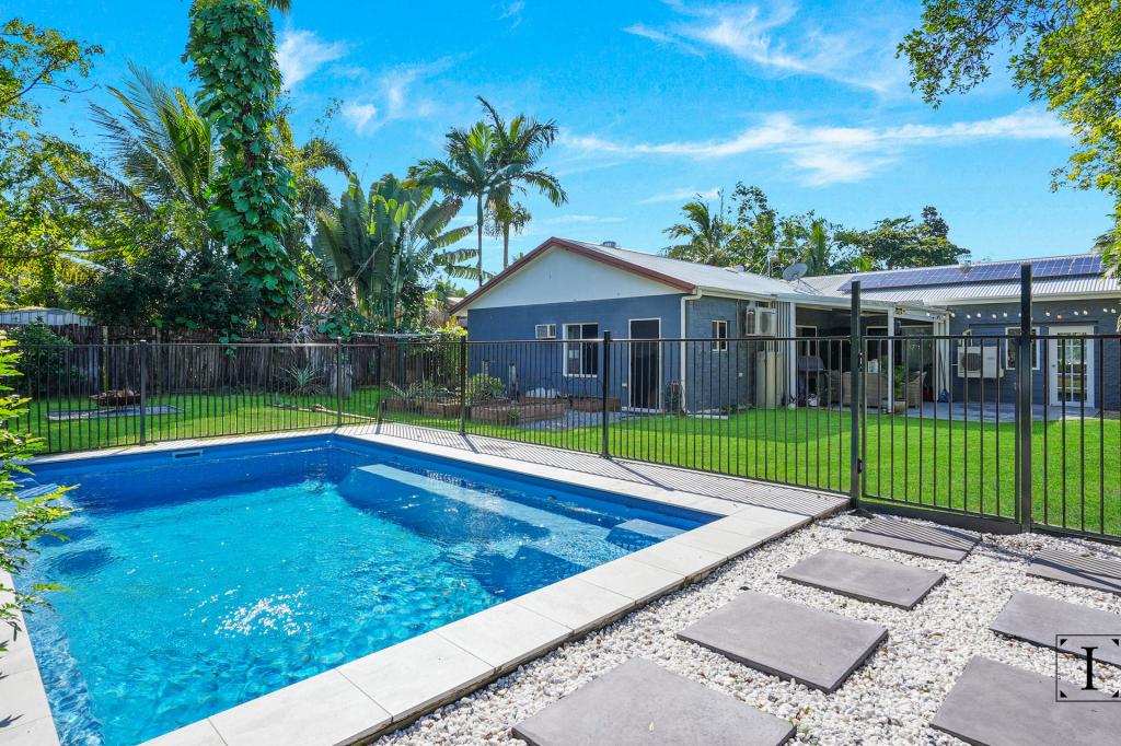 84 Baronia Cres, Holloways Beach, QLD 4878
