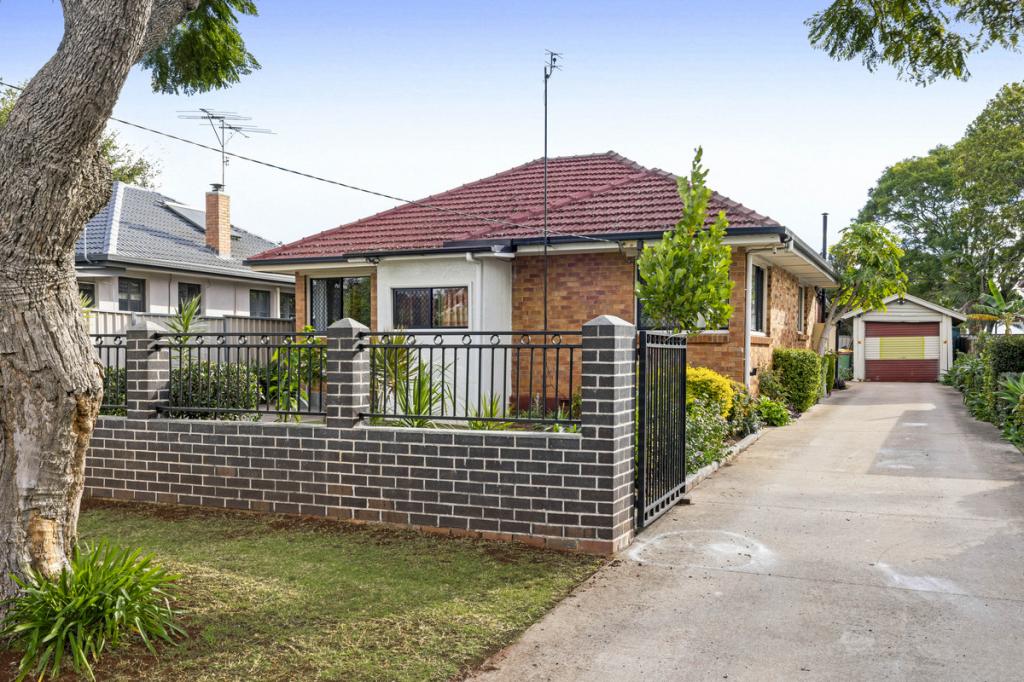 43 Justin St, Harristown, QLD 4350