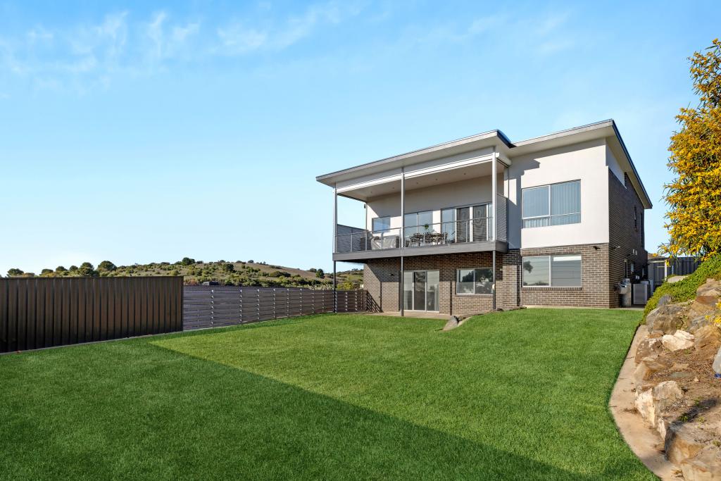 11a Kodaro Rd, Hallett Cove, SA 5158