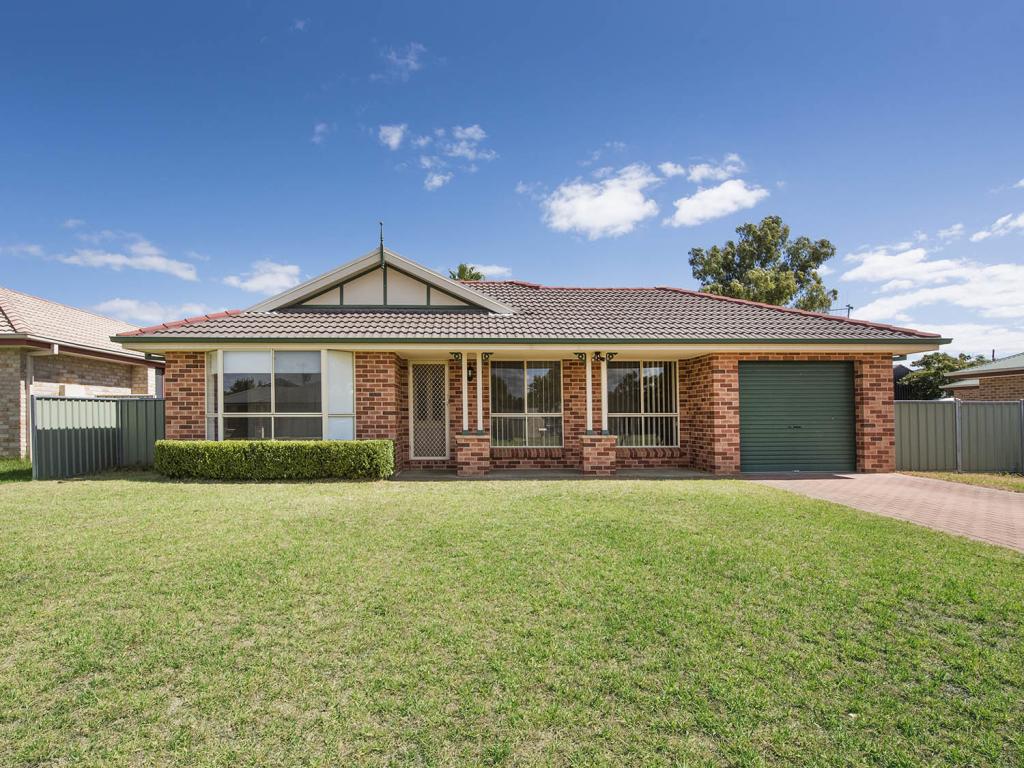 8 Thomas Clarke Pl, Mudgee, NSW 2850