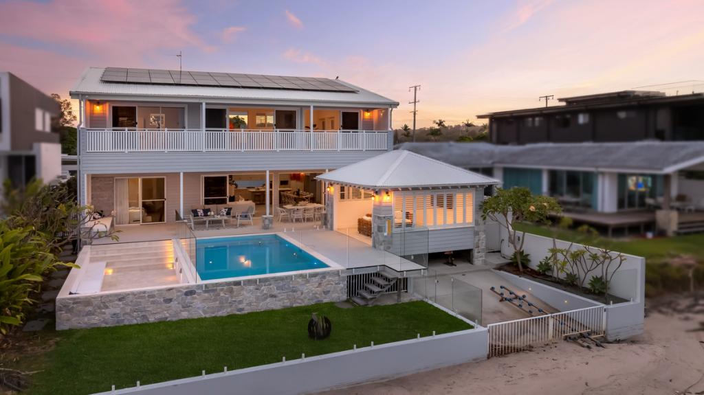 74 Mallawa Dr, Palm Beach, QLD 4221
