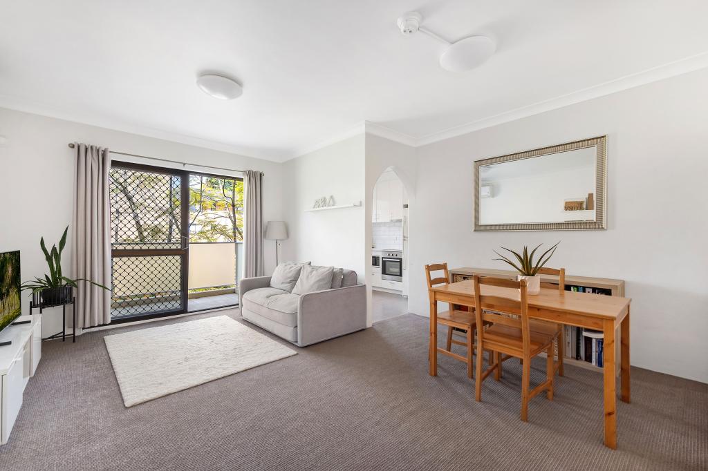 8/71 Florence St, Hornsby, NSW 2077