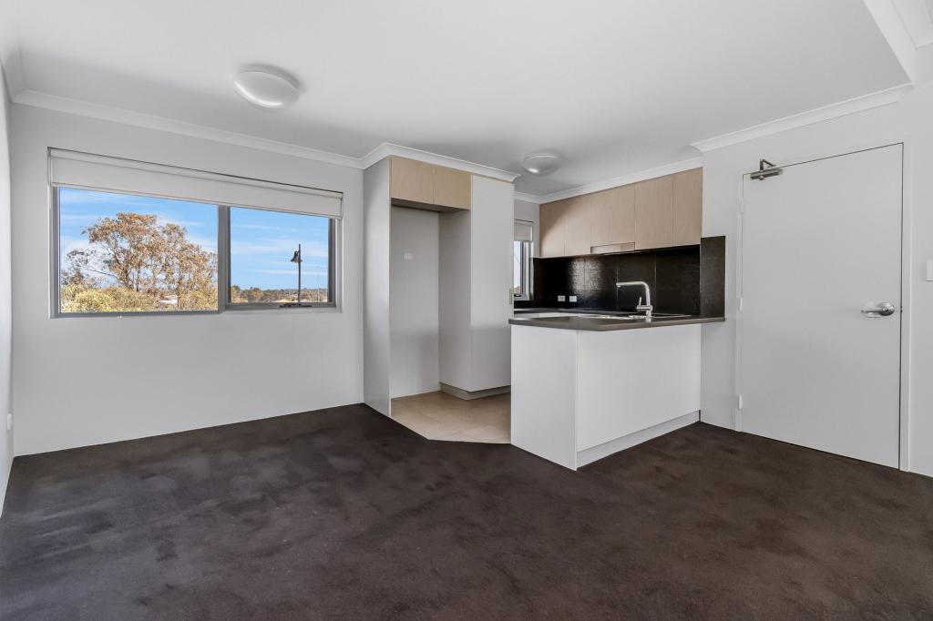 17/32 Congenial Loop, Atwell, WA 6164