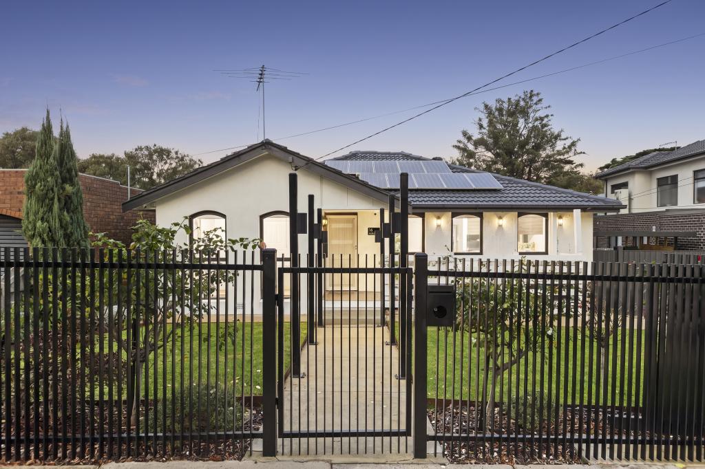 16 Midholm Ct, Thomastown, VIC 3074