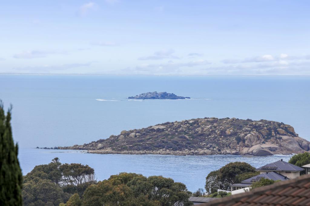 20 HUMPBACK RD, ENCOUNTER BAY, SA 5211