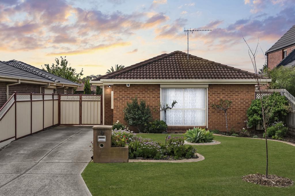 4 Hepburn Pl, Sydenham, VIC 3037