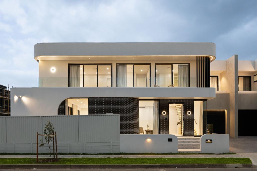 1c Charlescotte Ave, Punchbowl, NSW 2196