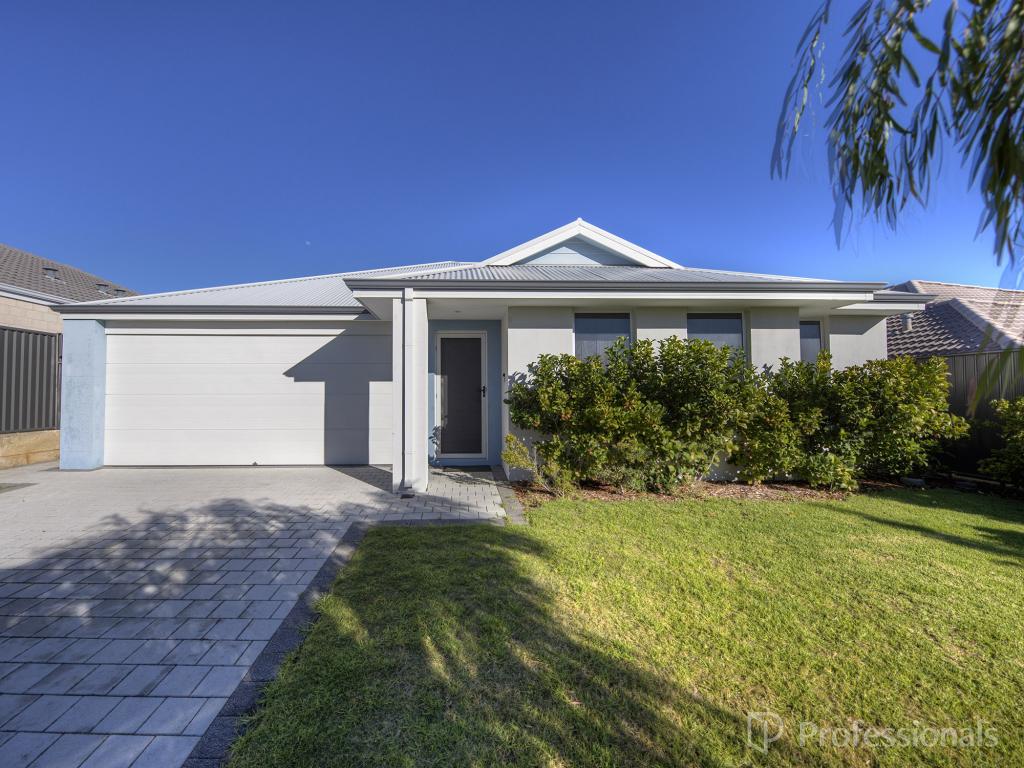 15 Sayana Rd, Jindalee, WA 6036
