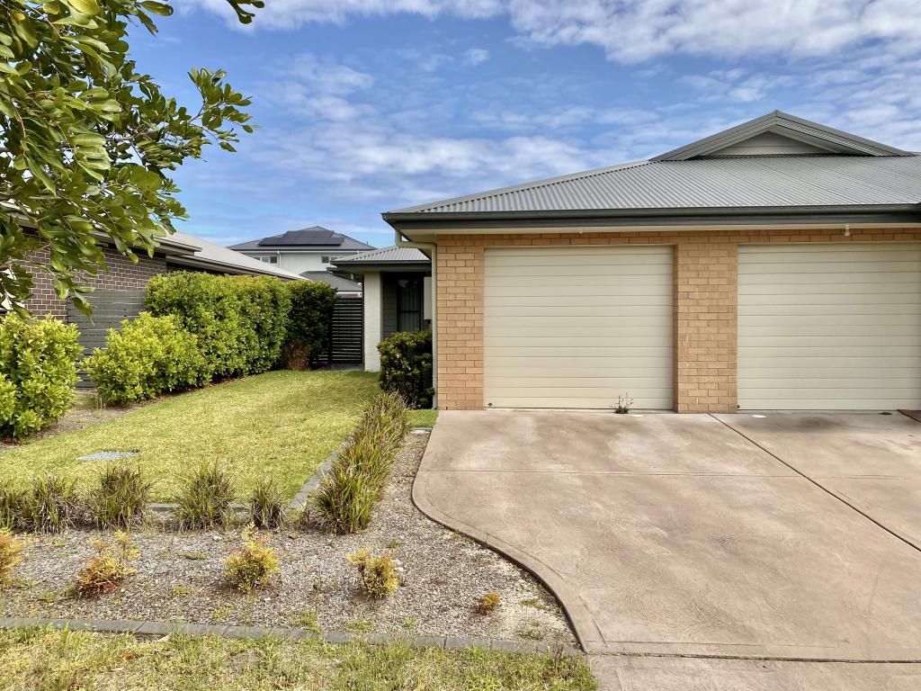 2A ROSEMARY ST, FERN BAY, NSW 2295