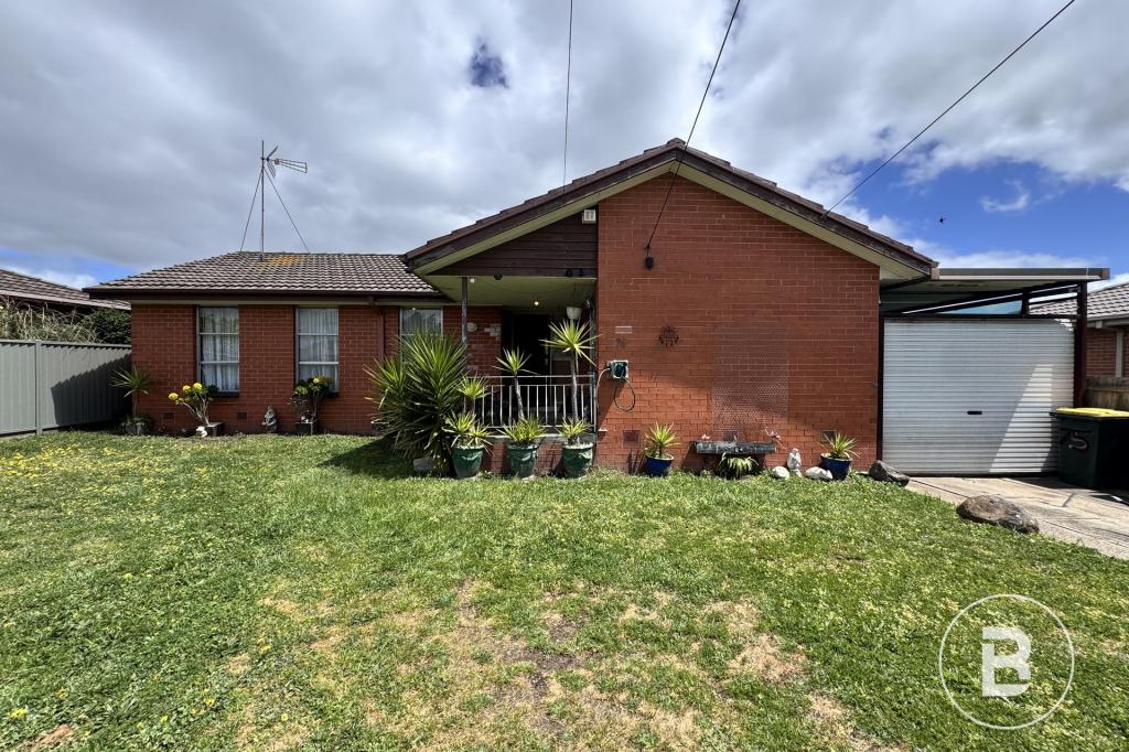 75 Wattle Ave, Wendouree, VIC 3355
