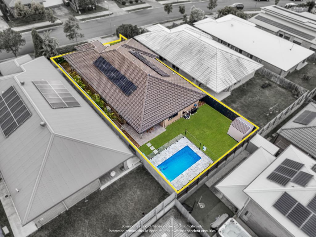 24 Woodline Dr, Spring Mountain, QLD 4300