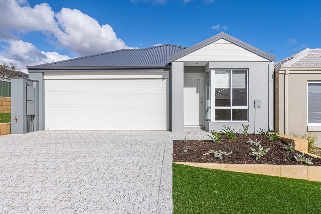 18 Chasselas Rd, Hocking, WA 6065
