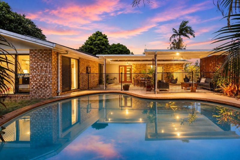 30 Moatah Dr, Beachmere, QLD 4510