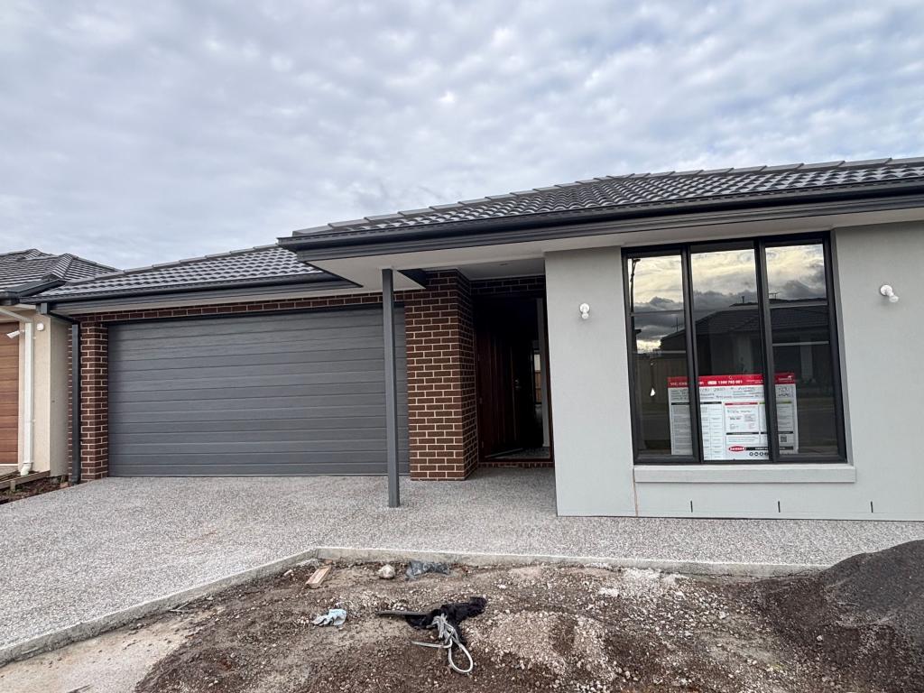 3 ZEST ST, AINTREE, VIC 3336