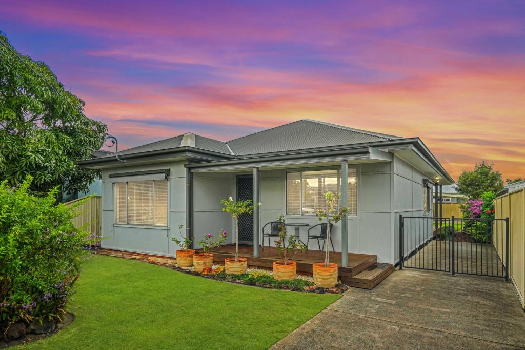 32 Neptune St, Umina Beach, NSW 2257