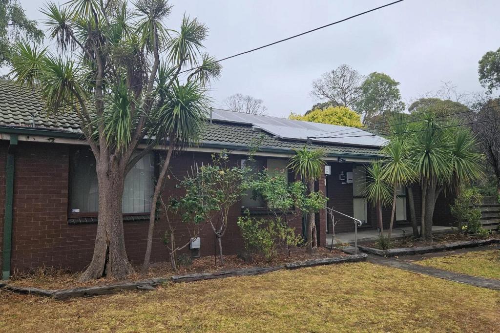 52 Burke Rd, Ferntree Gully, VIC 3156