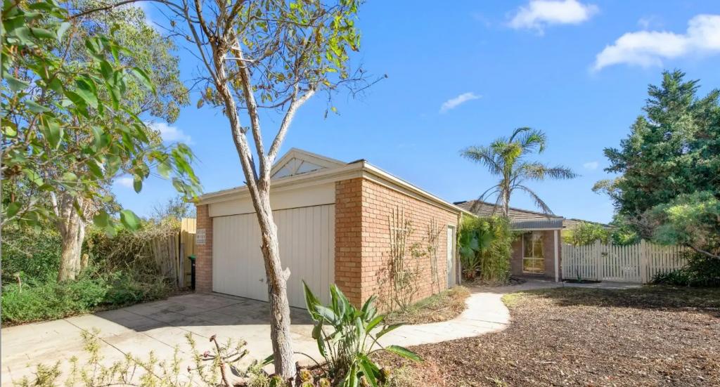 12a Penshurst Ct, Hillside, VIC 3037