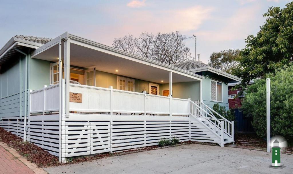 10a Butson St, Hilton, WA 6163