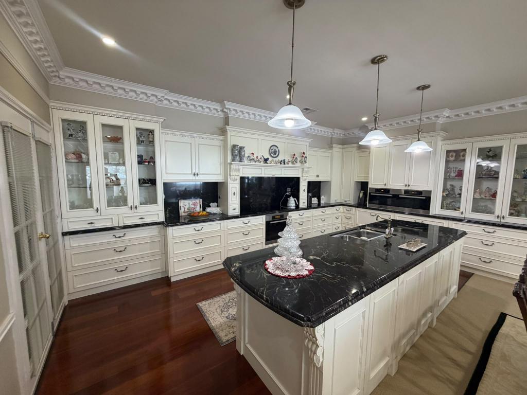 8/3 Victoria St, Bunbury, WA 6230