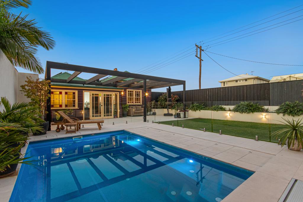 32 Thalaba Rd, New Lambton, NSW 2305