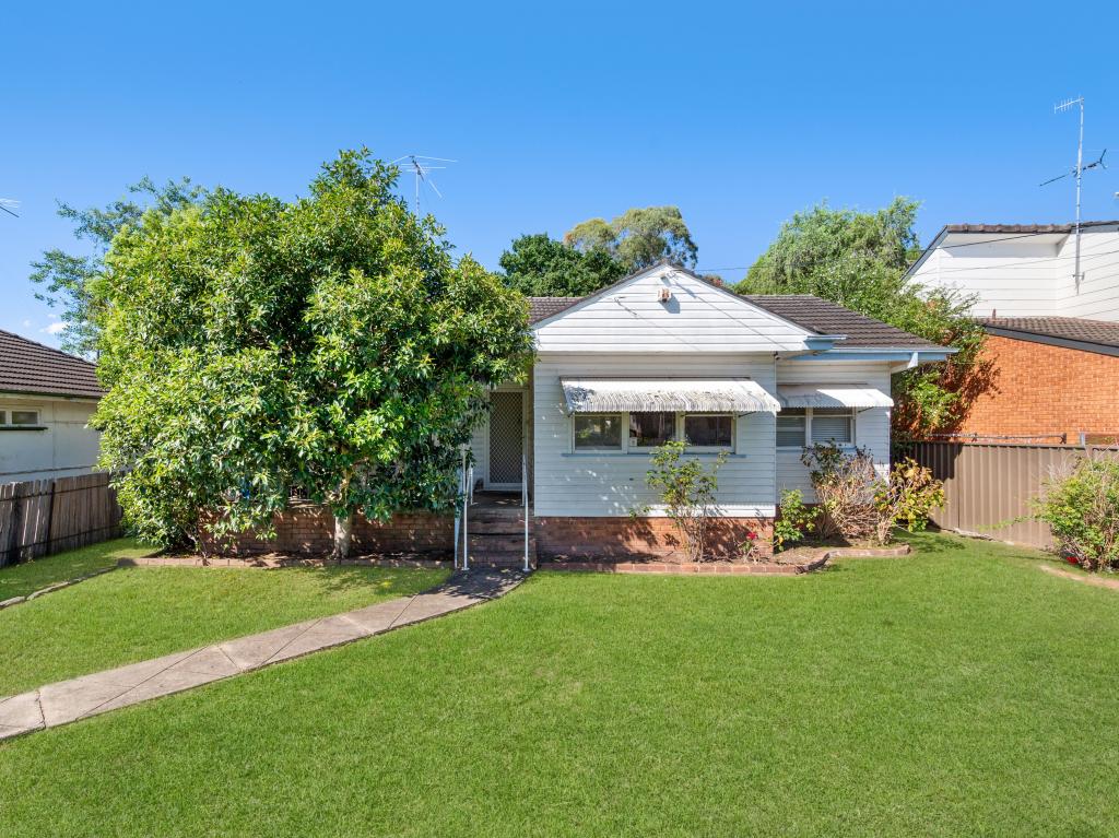 22 Allman St, Campbelltown, NSW 2560
