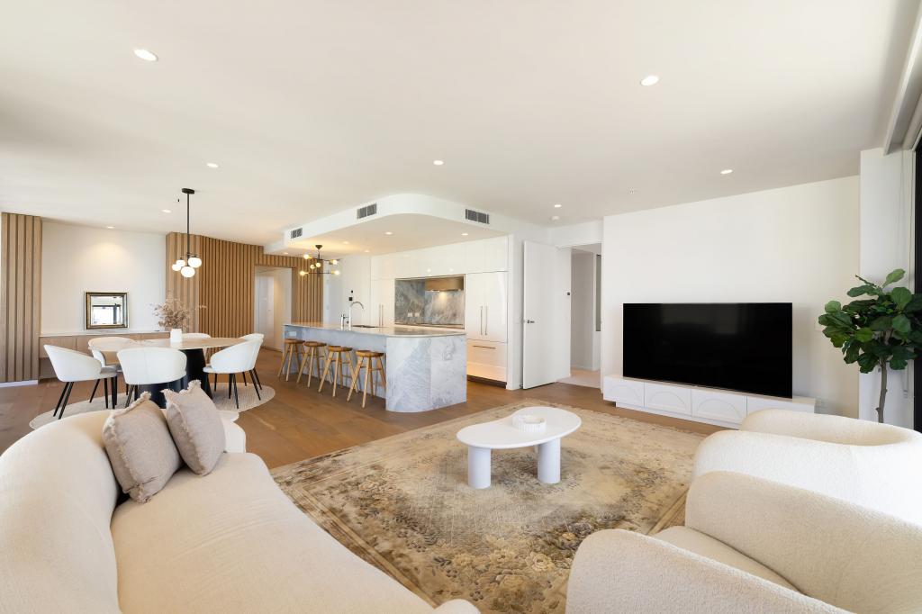 2702/33 Surf Pde, Broadbeach, QLD 4218