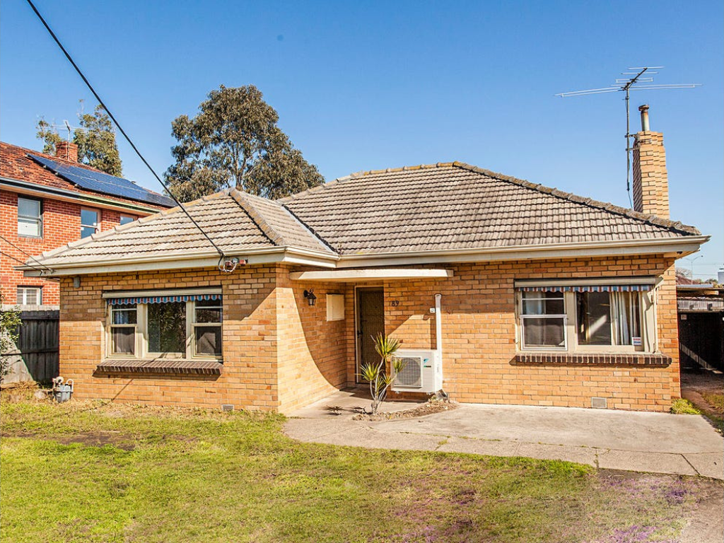 89 Warrigal Rd, Mentone, VIC 3194