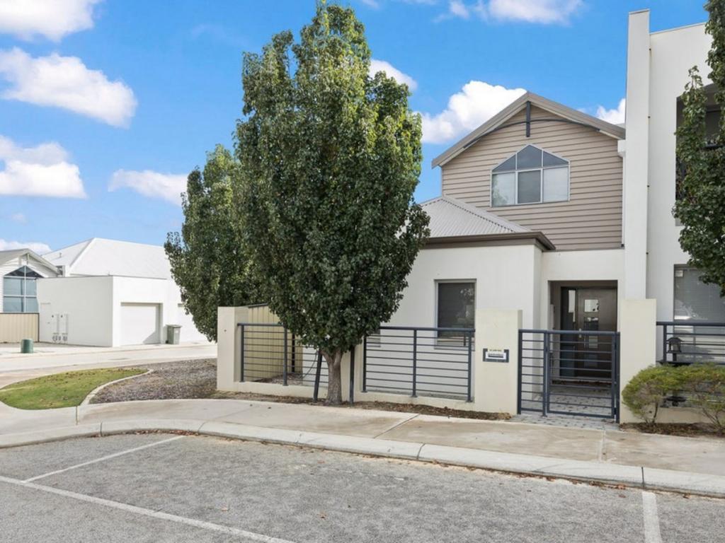 1 Kitson Turn, Clarkson, WA 6030