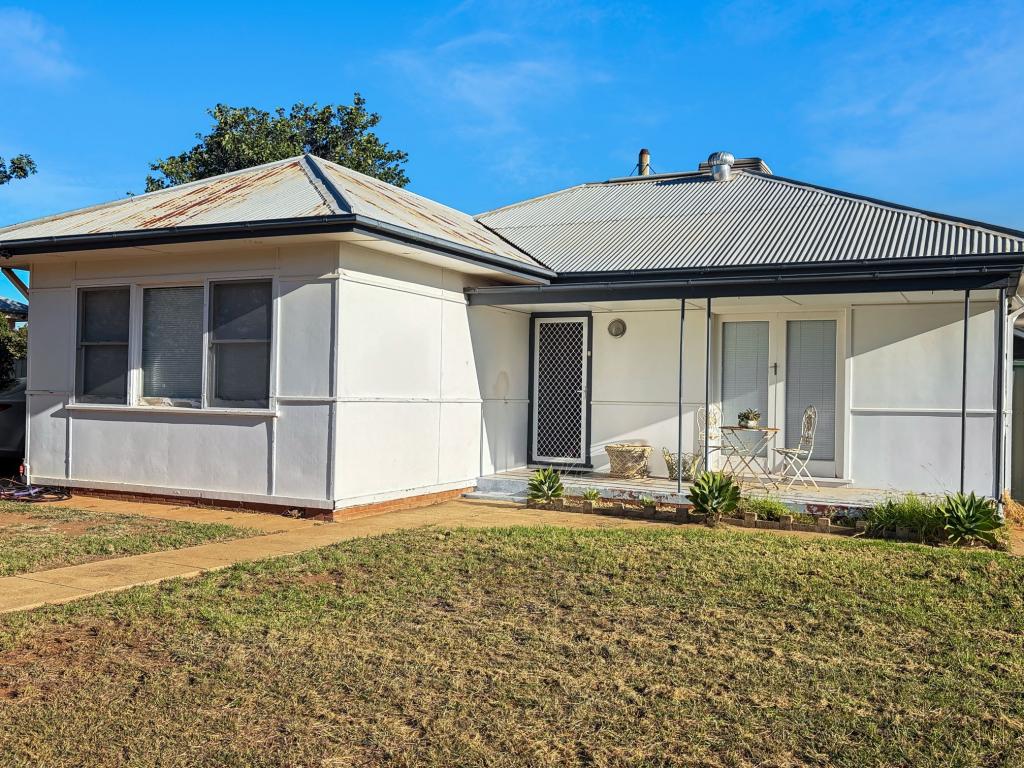 10 Brigalow St, Leeton, NSW 2705