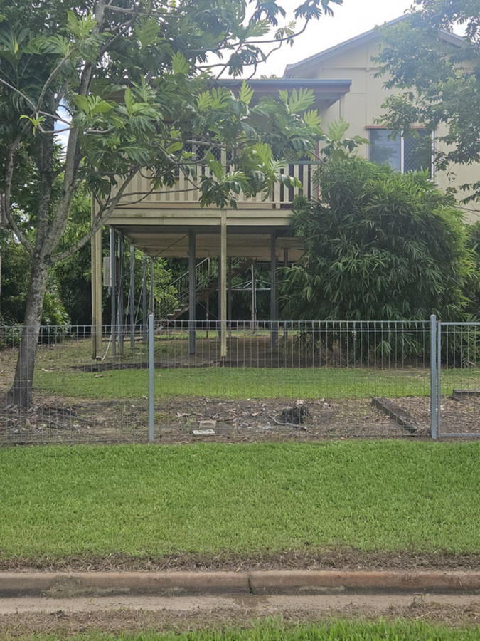 23 Dutton St, Ingham, QLD 4850