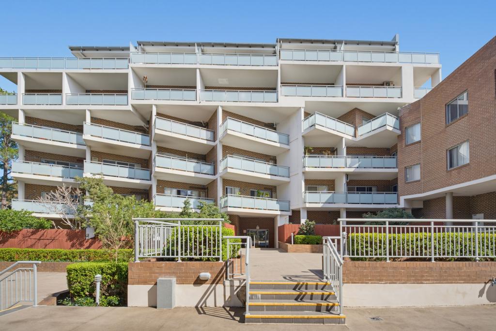 13/8-18 Briens Rd, Northmead, NSW 2152