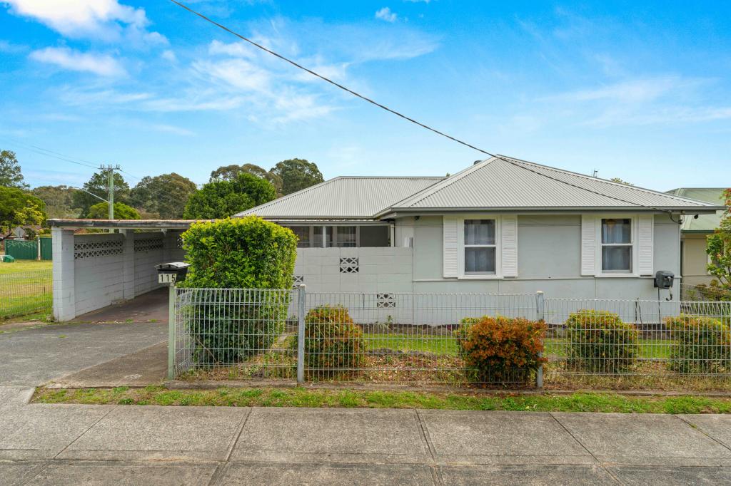 115 Wallace St, Nowra, NSW 2541