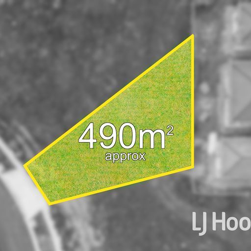 LOT 833/31 GROWLING GRASS DR, CLYDE NORTH, VIC 3978