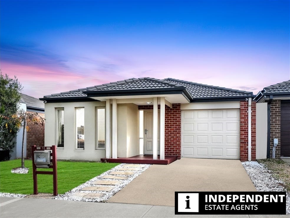 18 Faintail Way, Brookfield, VIC 3338