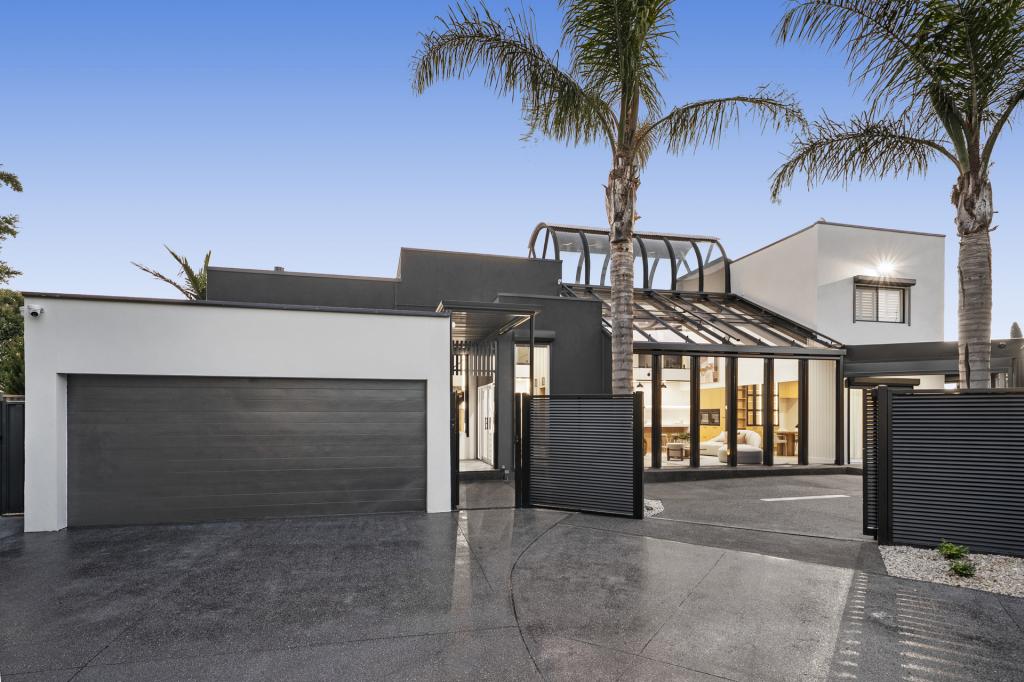 7 Harsburg Ct, Taylors Lakes, VIC 3038