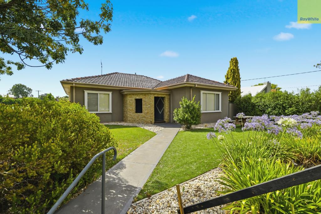 22 Young St, Bacchus Marsh, VIC 3340