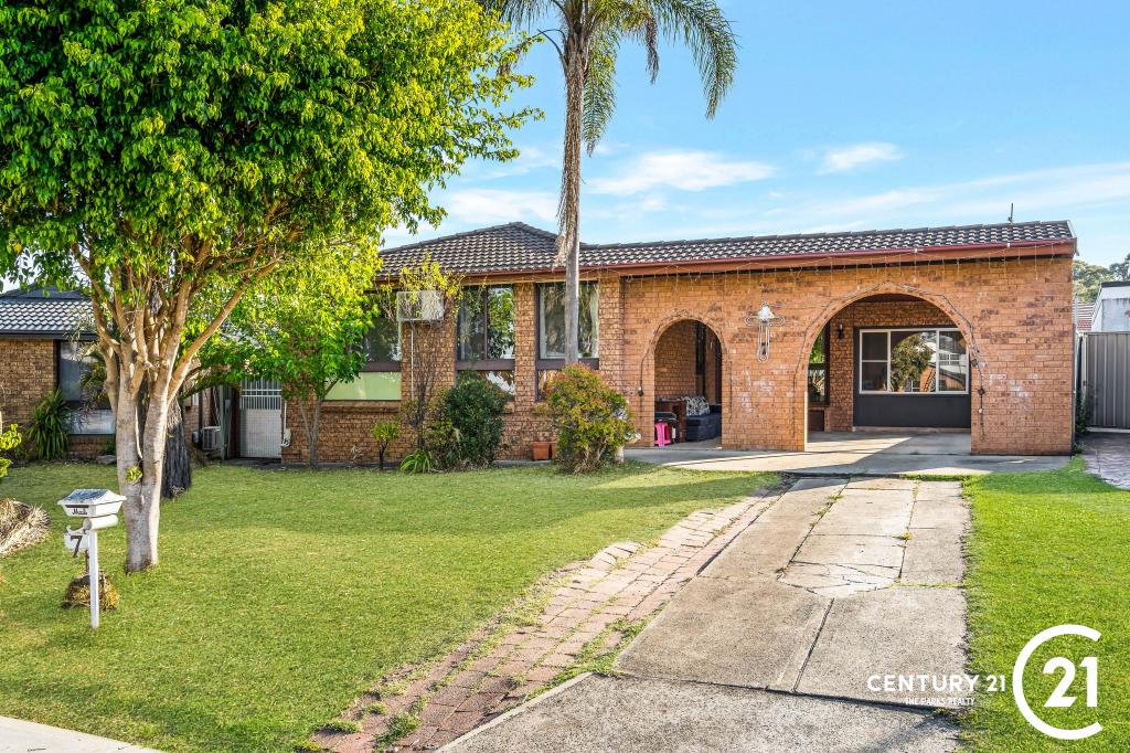 7 Moorina Cl, Greenfield Park, NSW 2176