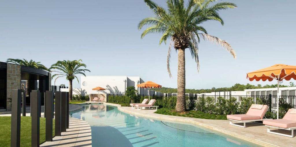 28/100 Champions Cres, Brookwater, QLD 4300